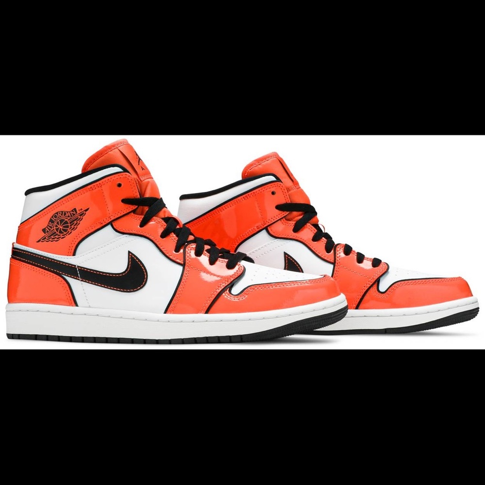 New Jordan 1 Mid SE Turf Orange - Picture 2 of 13